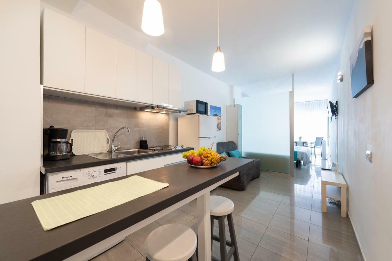 1St Line Studio Las Canteras Beach - Wifi Apartment Las Palmas de Gran Canaria Exterior photo